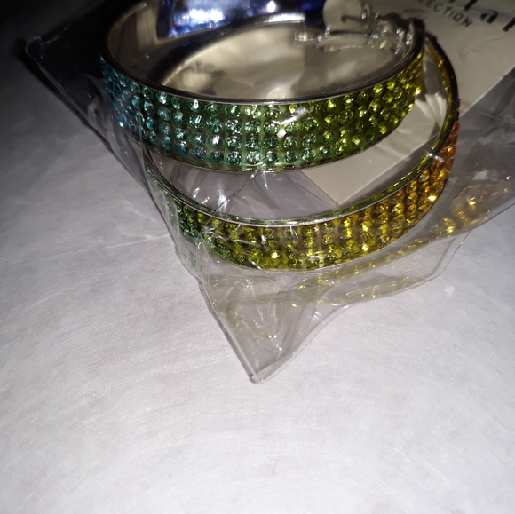 Crystal Rainbow Hoops Large Thick Lite Metal Alloy Earrings on ss posts NEW - Picture 6 of 8